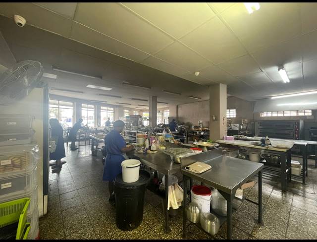 2,388M² RETAIL FOR SALE IN KRUGERSDORP WEST